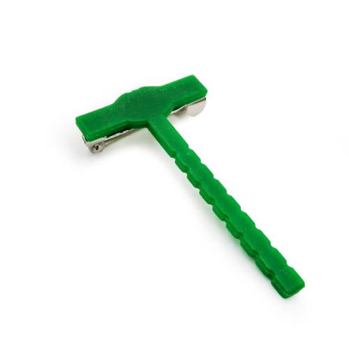 Przypinka zielona okładka1.jpg