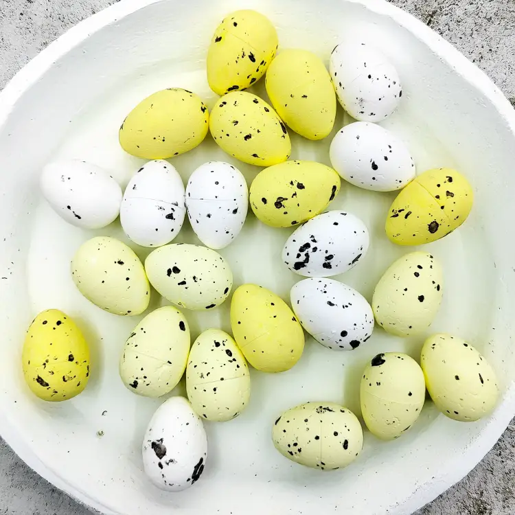 Jajko przepiórcze 25x35 mm (24 szt) FP02-03 2.png